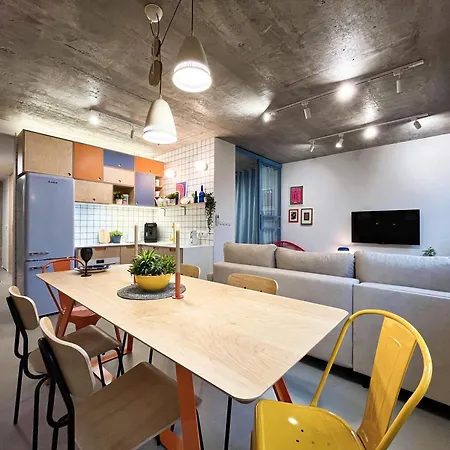 Funky Vibes - Wyszynskiego 55 - Self Check-in 24h - Free Parking Апартаменты Вроцлав